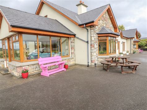 Holiday Houses for Rent in Killarney, Kerry .